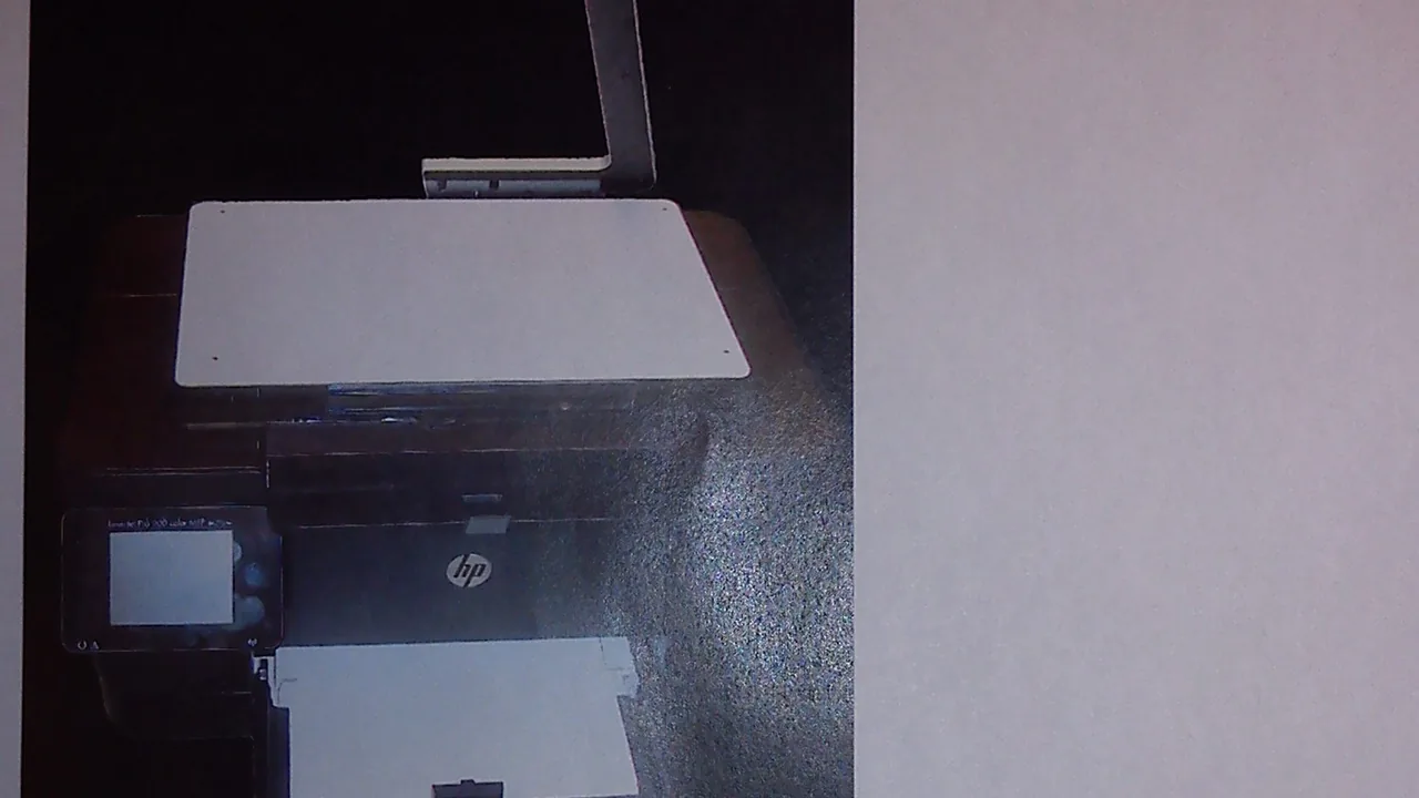 Tela de celular exibindo um documento digitalizado