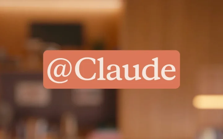 Claude Tag aparece como @Claude em uma arte oficial da Anthropic.